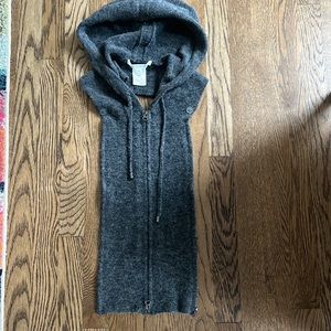 Veronica Beard gray Dickey